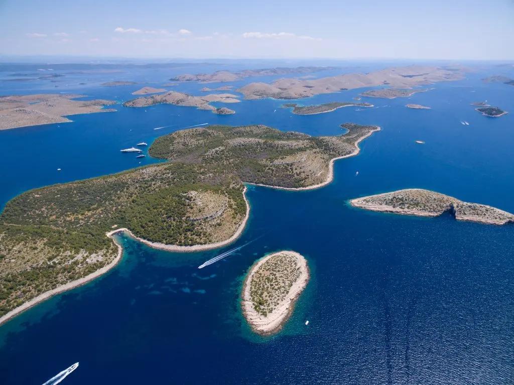 Luftaufnahme des Nationalparks Kornati.