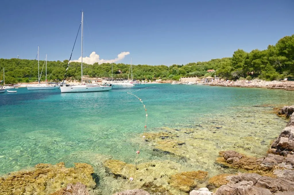 Yachts anchored by Pakleni islands